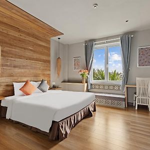 Deluxe Double or Twin Room Garden View
